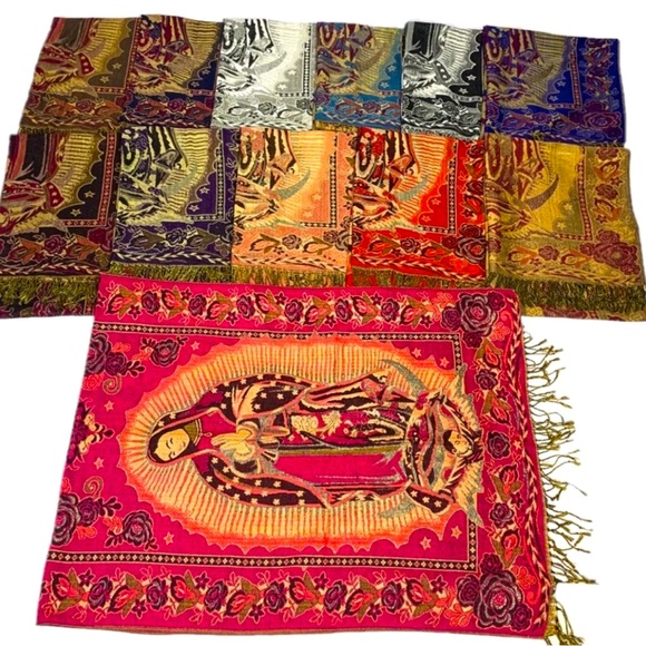 Virgin Mary Pasmina shawl - Picture 1 of 2